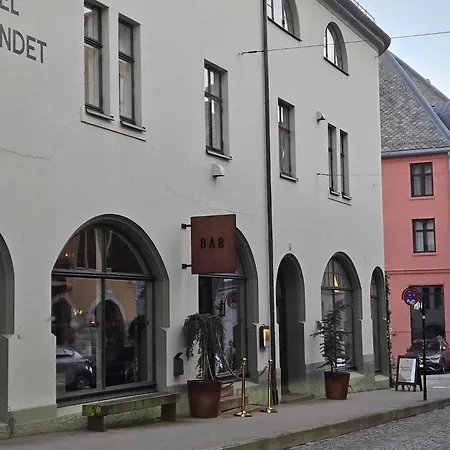 In The Heart Of Brosundet! Fully Equipped 3 Bed Ap Daire Ålesund