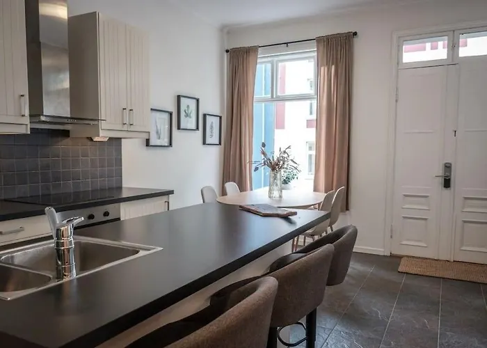 Apartamento In The Heart Of Brosundet! Fully Equipped 3 Bed Ap *