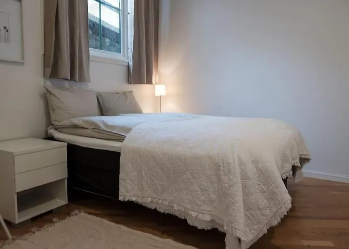 In The Heart Of Brosundet! Fully Equipped 3 Bed Ap Apartment *